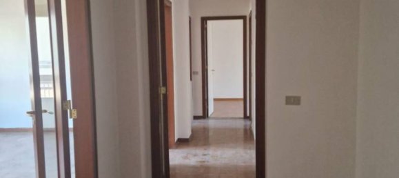2 bedrooms Apartment in Taranto, Italy No. 261904 29