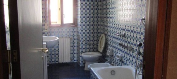 2 bedrooms Apartment in Taranto, Italy No. 261904 13