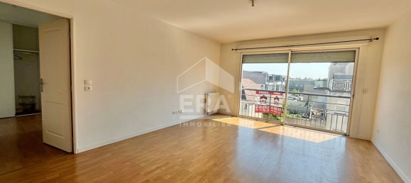 3 rooms Apartment in Sartrouville, France No. 364061 2