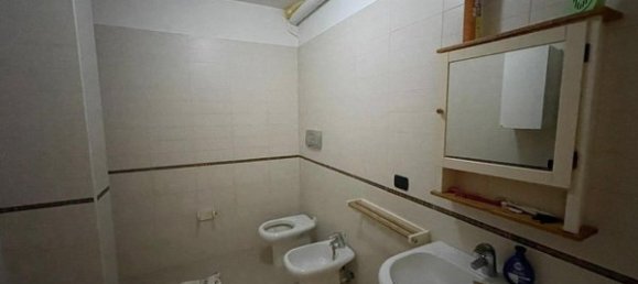 6 rooms Villa in Terracina, Italy No. 89183 3