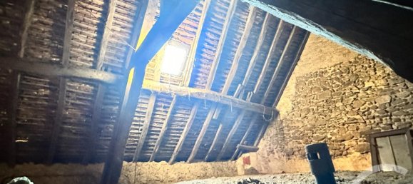 1 غرف نوم منزل في Chateaumeillant, France رقم 82040 6