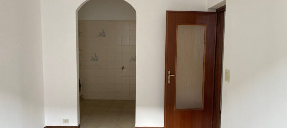 5غرفة شقة في Quiliano, Italy رقم 15716 5