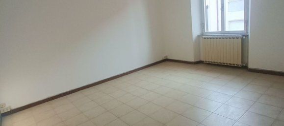 Apartamento de 5 habitaciónes en Quiliano, Italy No. 15716 17