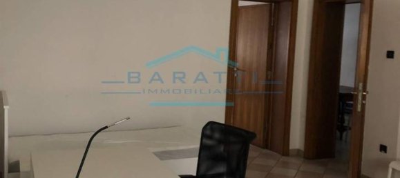 Apartamento de 3 habitaciónes en Mantua, Italy No. 247793 4