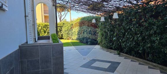 3 bedrooms Villa in Viareggio, Italy No. 79785 40