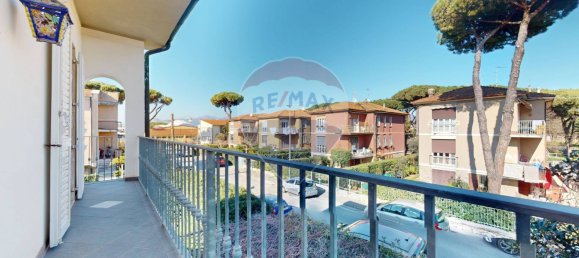 3 bedrooms Villa in Viareggio, Italy No. 79785 21