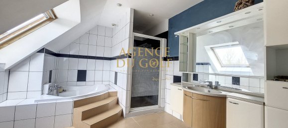 5 bedrooms House in Cucq, France No. 88082 13