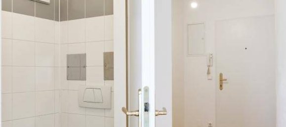 2 rooms Apartment in Penzing, Austria No. 191596 9