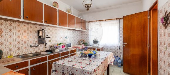 2 bedrooms House in Marinha Grande, Portugal No. 22776 10