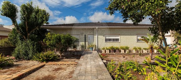 2 bedrooms House in Marinha Grande, Portugal No. 22776 23