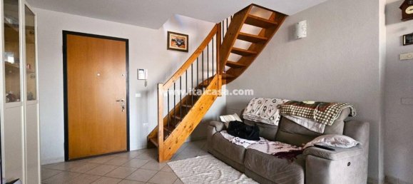 3 bedrooms Duplex in Curtatone, Italy No. 353829 2