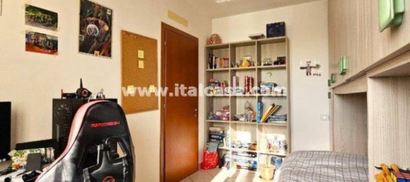 3 bedrooms Duplex in Curtatone, Italy No. 353829 10