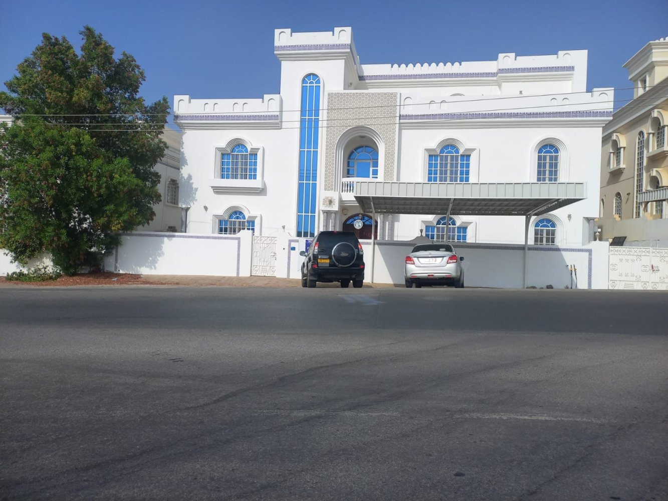 Villa de 5 dormitorios en Muscat, Oman No. 1454
