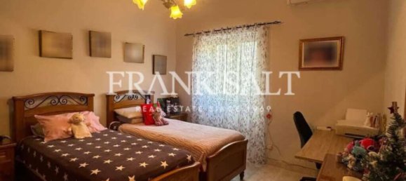 Maisonette de 4 dormitorios en Zejtun, Malta No. 2081 4