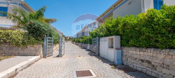 8 rooms Villa in Ragusa, Italy No. 6001 4