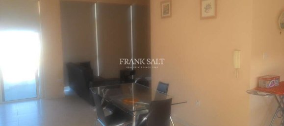 1 chambre Penthouse à Paola, Malta No. 6303 3