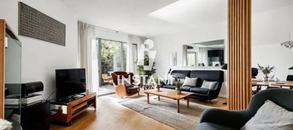 2 bedrooms Apartment in Charenton-le-Pont, France No. 173222 2