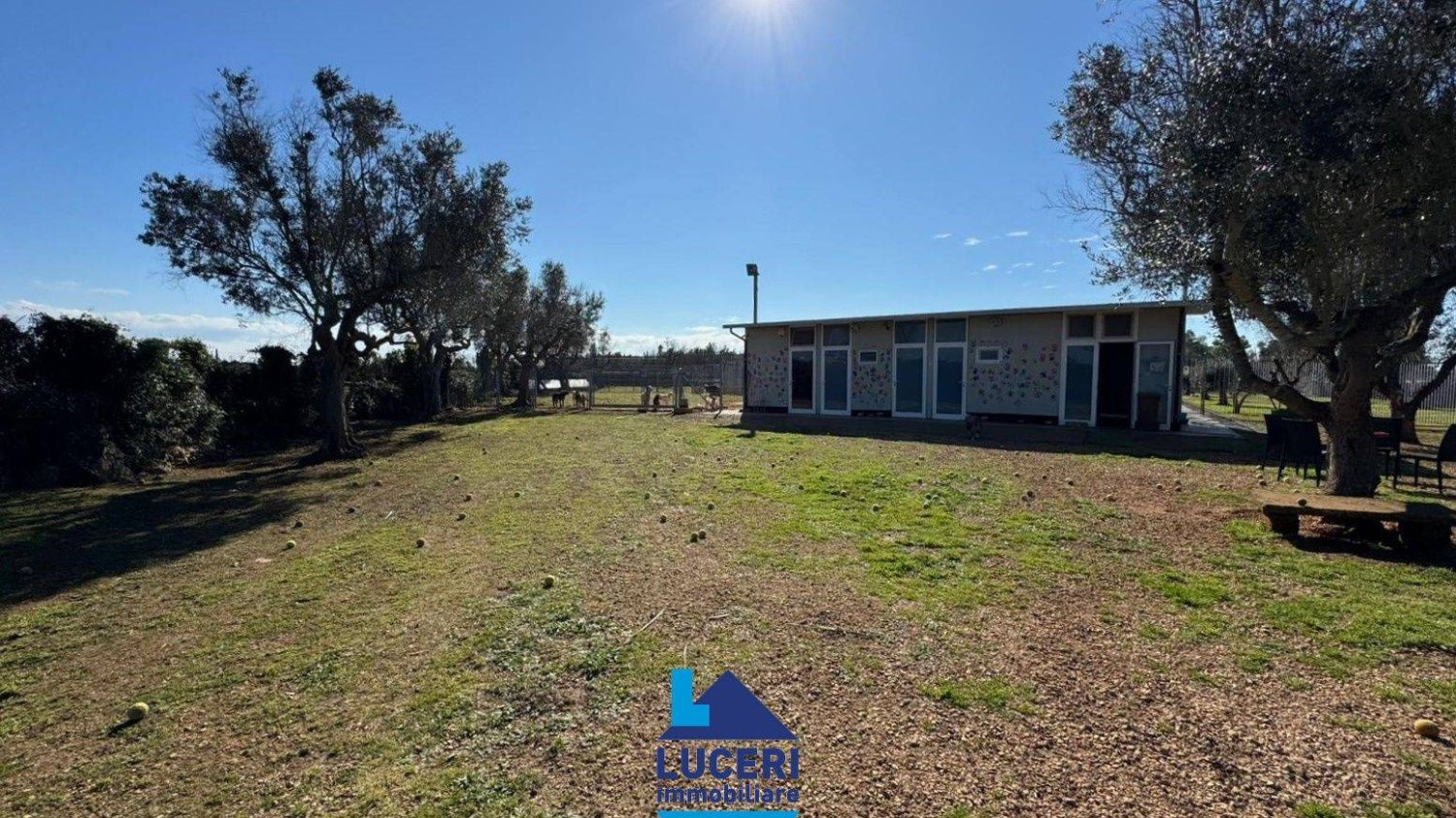 Almacén en Soleto, Italy 1380 m² No. 113403