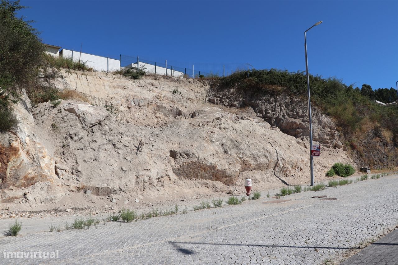  قطعة أرض في Lousada, Portugal 268متر مربع رقم 275372
