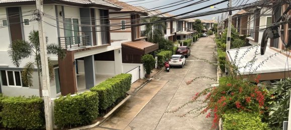 Café/restaurante de 3 dormitorios en Pattaya, Thailand No. 937 26