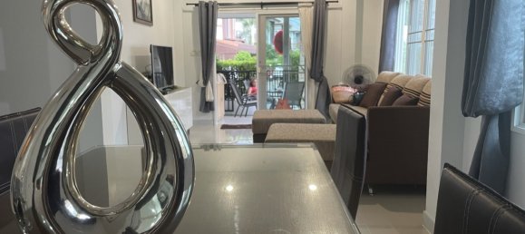 Café/restaurante de 3 dormitorios en Pattaya, Thailand No. 937 5