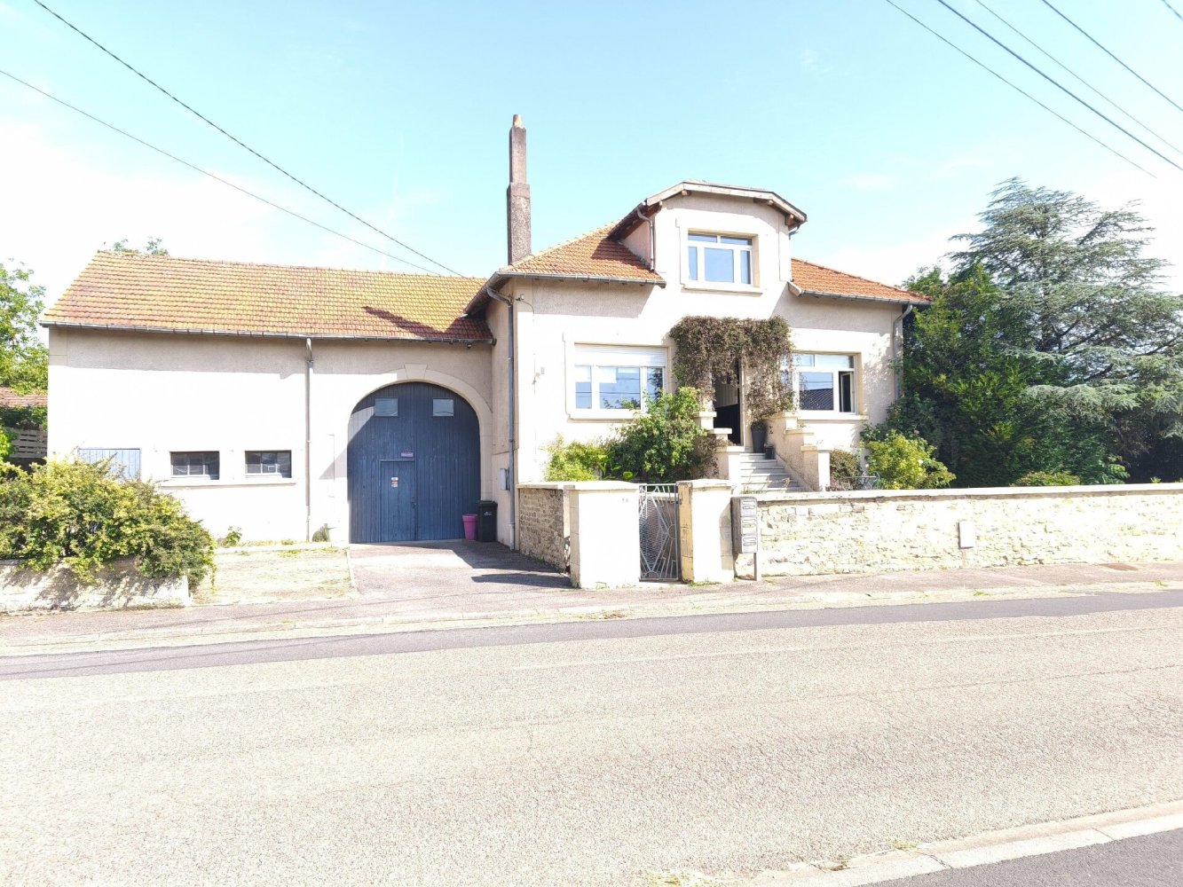 Дом с 4 спальнями в Округ Шато-Сален, Франция № 327577