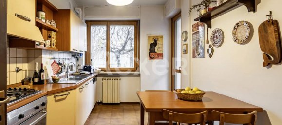 4-salle Appartement à Rivoli, Italy No. 53277 12