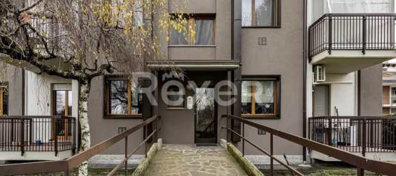 4-salle Appartement à Rivoli, Italy No. 53277 3