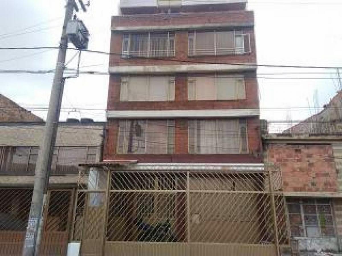 2 bedrooms House in Bogota, Colombia No. 11020