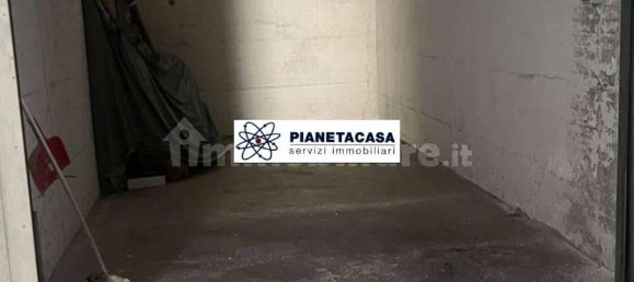 Гараж 16м² в Бергамо, Италия № 164484 3