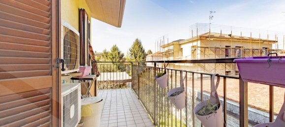 2 rooms Apartment in Parabiago, Italy No. 22632 4