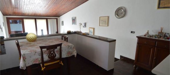 4 rooms Villa in Gemonio, Italy No. 305899 18