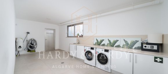 4 bedrooms House in Portimao, Portugal No. 165138 37