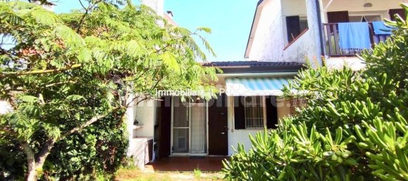 Квартира с 2 спальнями в Комаккьо, Италия № 211562 3