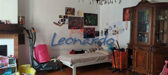 3 rooms Apartment in Piacenza, Italy No. 148508 6