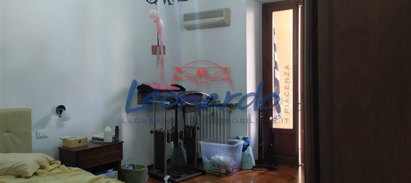 3 rooms Apartment in Piacenza, Italy No. 148508 14