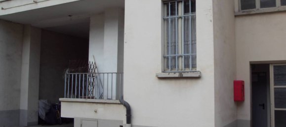 2 bedrooms Apartment in Turin, Italy No. 360167 3