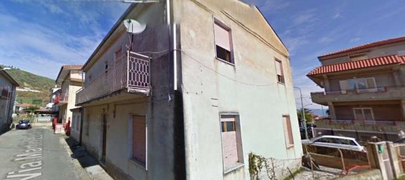 4 rooms Apartment in Stefanaconi, Italy No. 238684 9