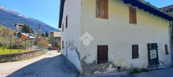 2 bedrooms House in Gignod, Italy No. 238826 16