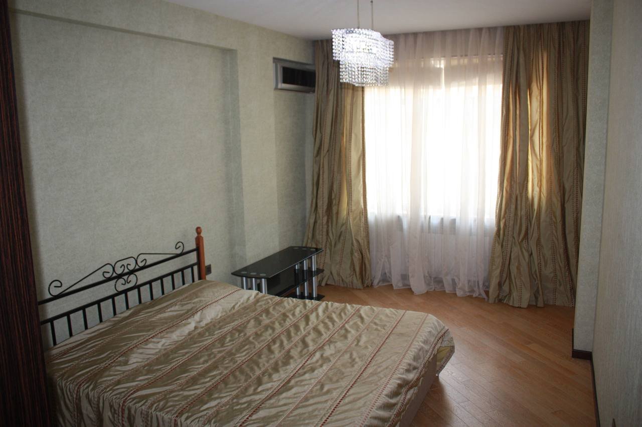 Apartamento T3 em Baku, Azerbaijan N.º 1809