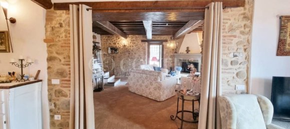 5 bedrooms House in Città di Castello, Italy No. 267195 21