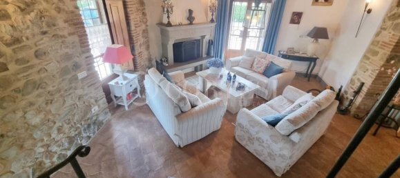 5 bedrooms House in Città di Castello, Italy No. 267195 28