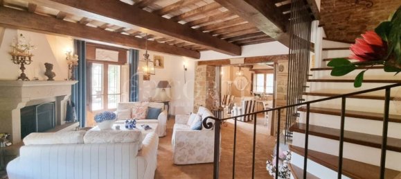 5 bedrooms House in Città di Castello, Italy No. 267195 23