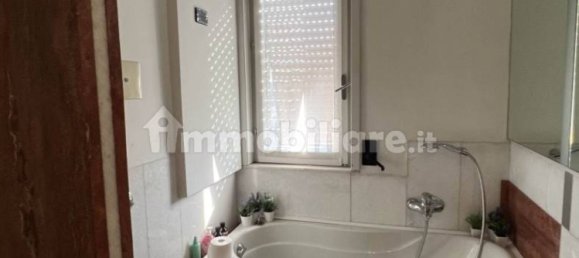 3 Schlafzimmer Penthouse in Piacenza, Italy, Nr. 92468 36
