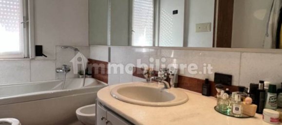 3 Schlafzimmer Penthouse in Piacenza, Italy, Nr. 92468 34