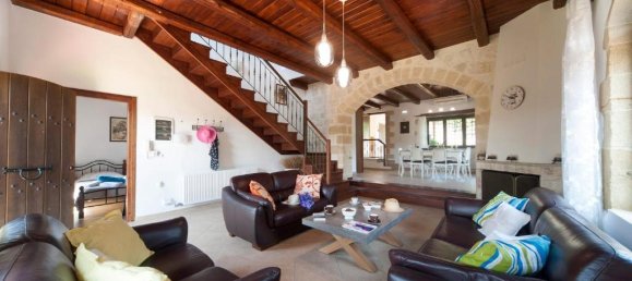 4 bedrooms Commercial property in Chania, Greece No. 18 5