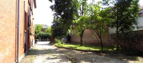 Edificio de 22 habitaciónes en Halle, Germany No. 254431 20