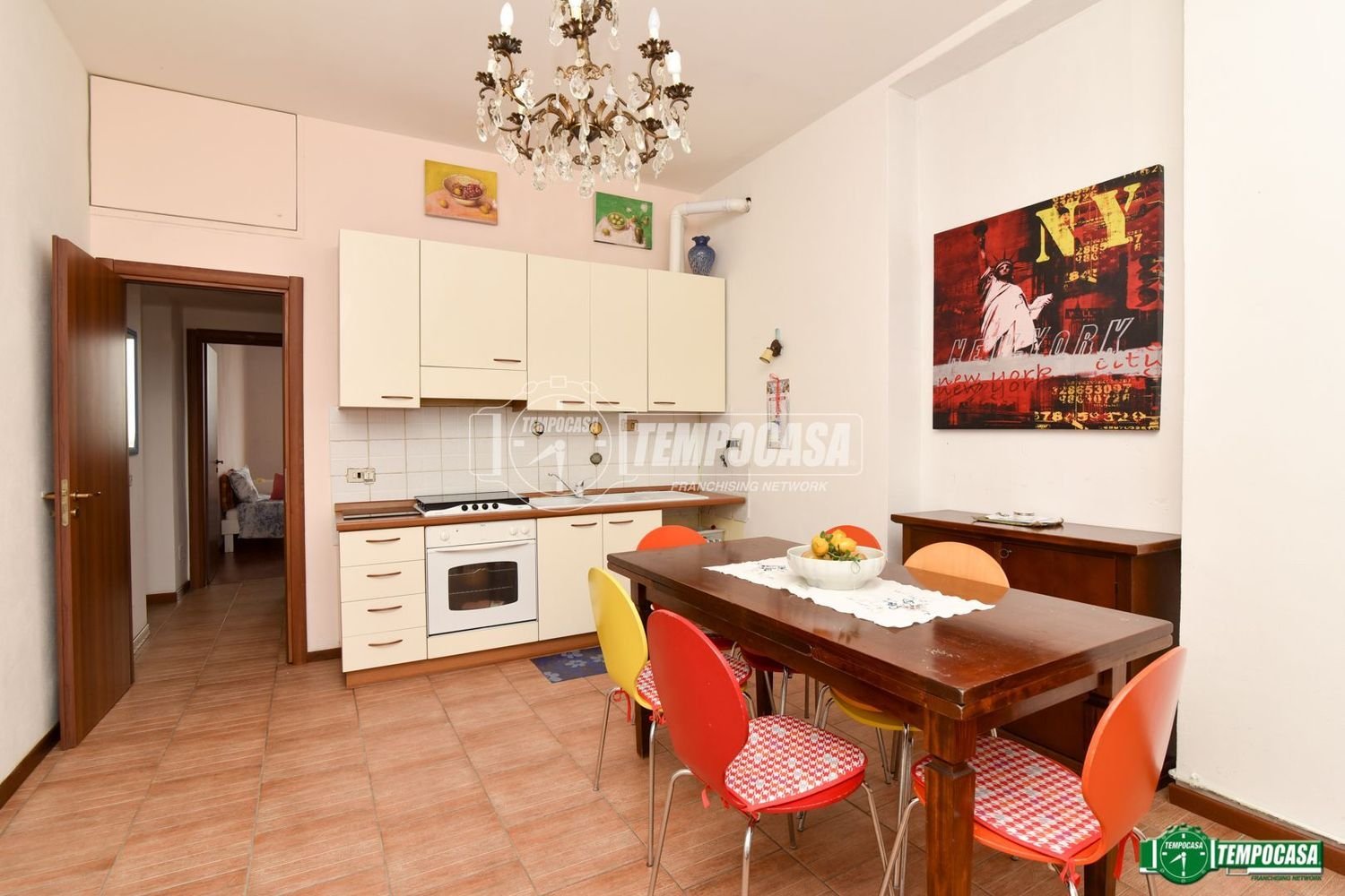 3 bedrooms Apartment in Milan, Italy No. 400350