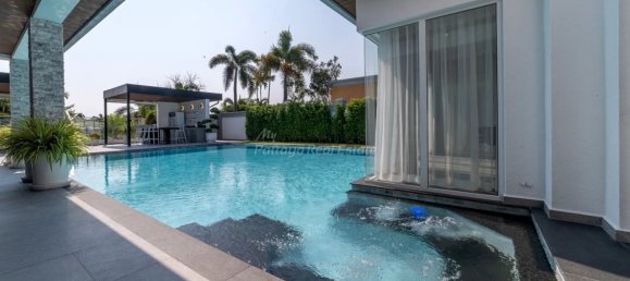 6 bedrooms Cafe / restaurant in Pattaya, Thailand No. 21570 17