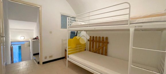 Casa de 3 divisões em Sanremo, Italy N.º 8634 8